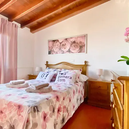 Apartment Atico Girasoles De La Gallega